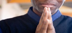 black-man-praying